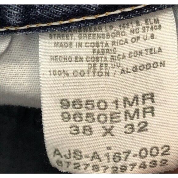 Wrangler 38 x 32 Straight Leg Medium Wash Denim Jeans 100% Cotton Casual Country - Picture 4 of 5